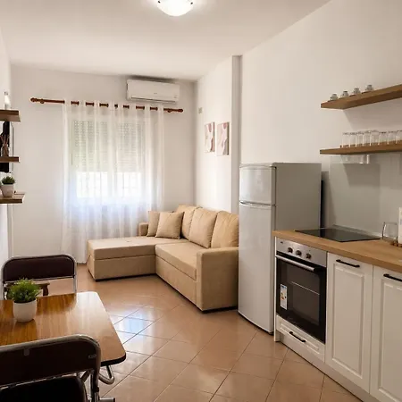 Flavia Apartment
