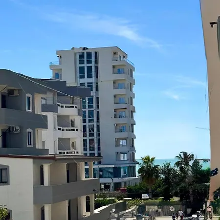 Flavia * Durres